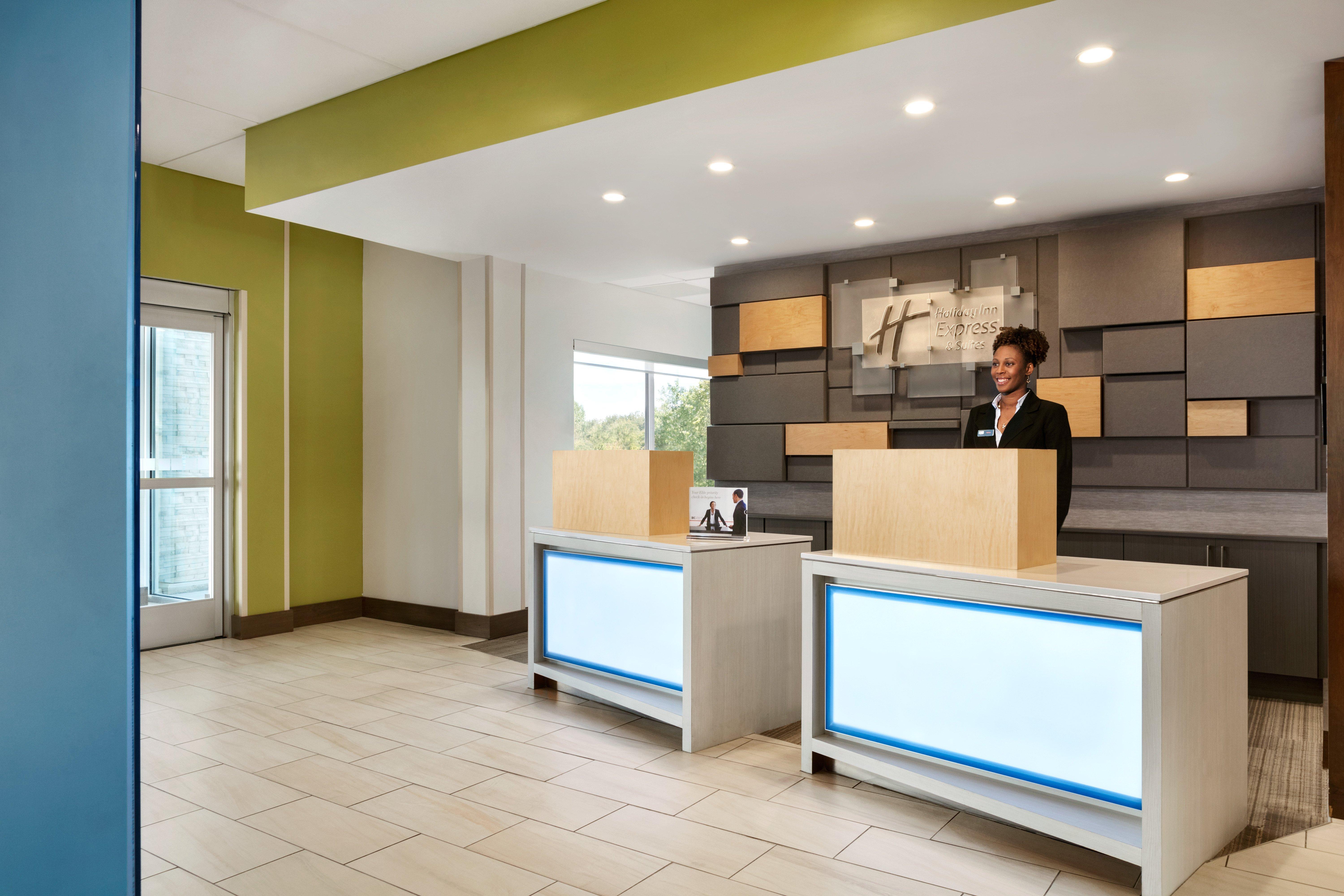 Holiday Inn Express & Suites Salisbury By Ihg Eksteriør bilde