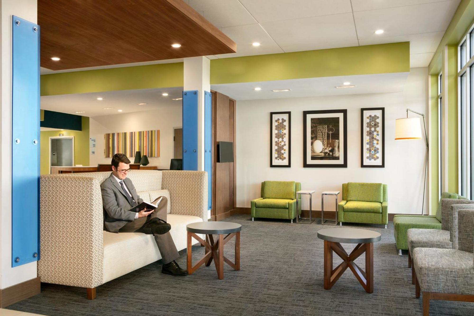 Holiday Inn Express & Suites Salisbury By Ihg Eksteriør bilde